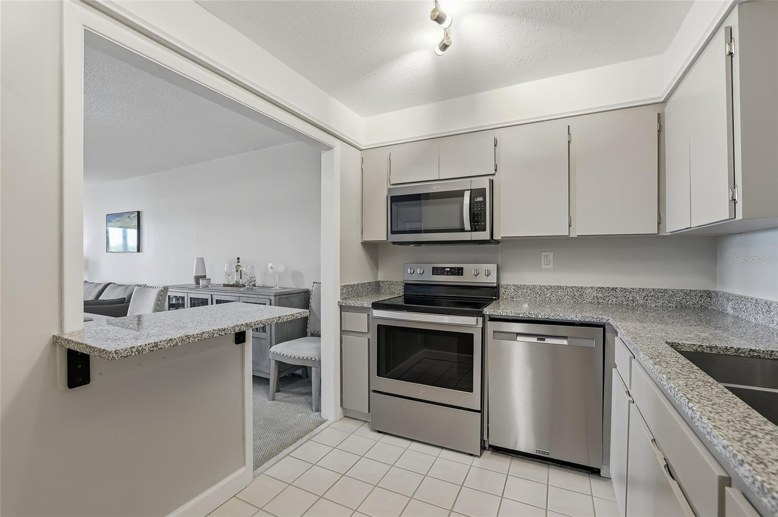 Image 4 of 30 For 400 64th Avenue 202