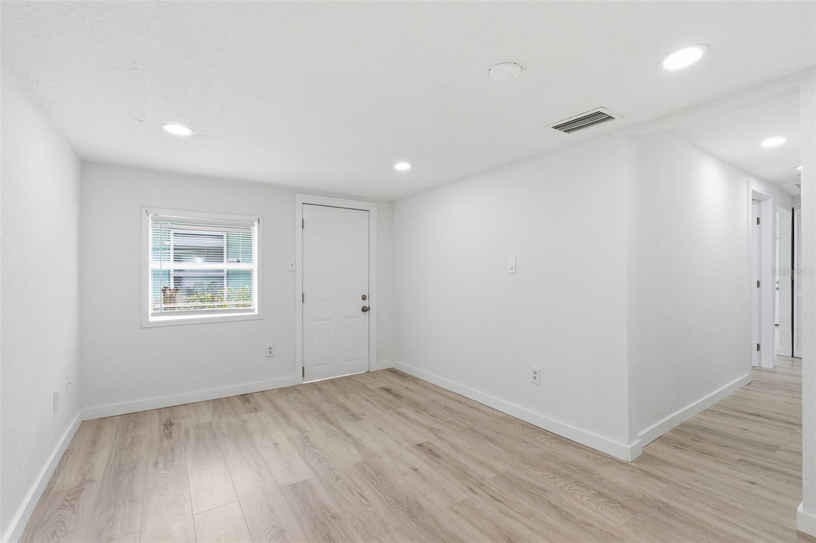 Image 13 of 29 For 4603 Webster Street