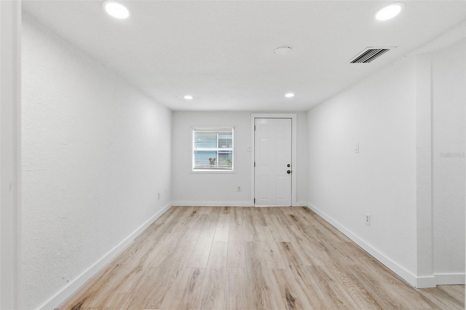 Image 15 of 29 For 4603 Webster Street