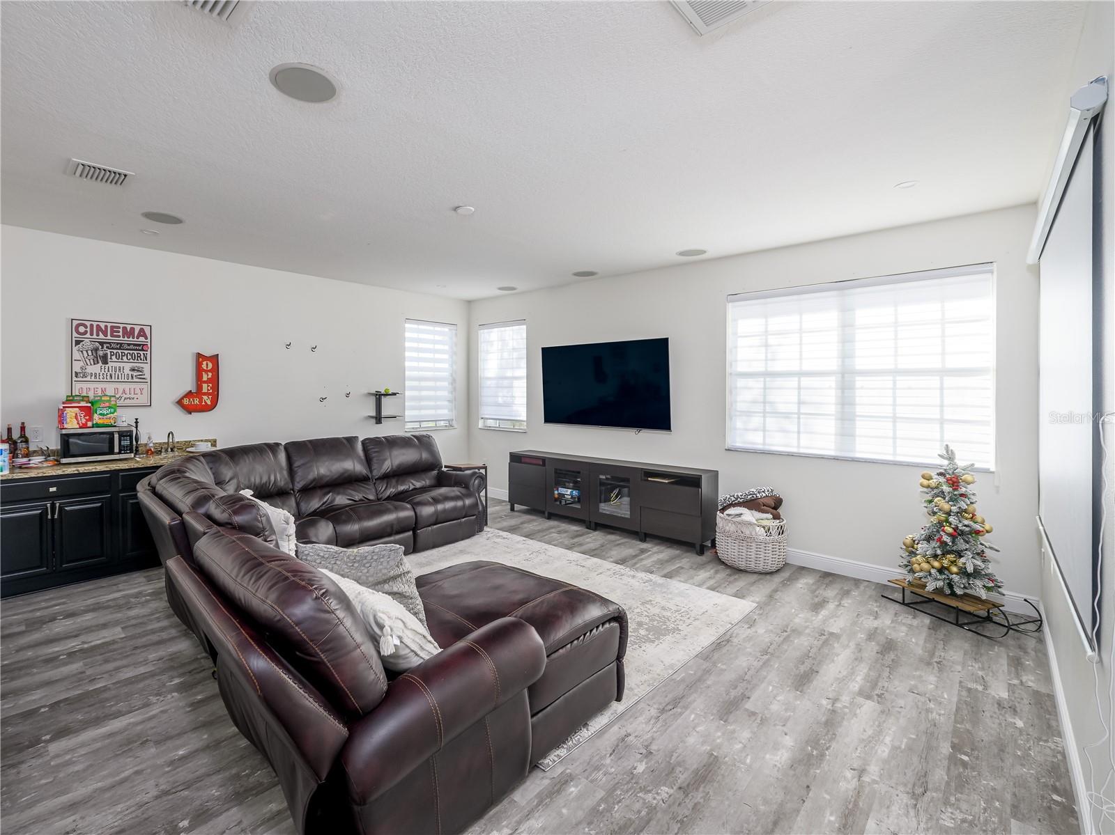 Image 19 of 50 For 4015 Duke Firth Street