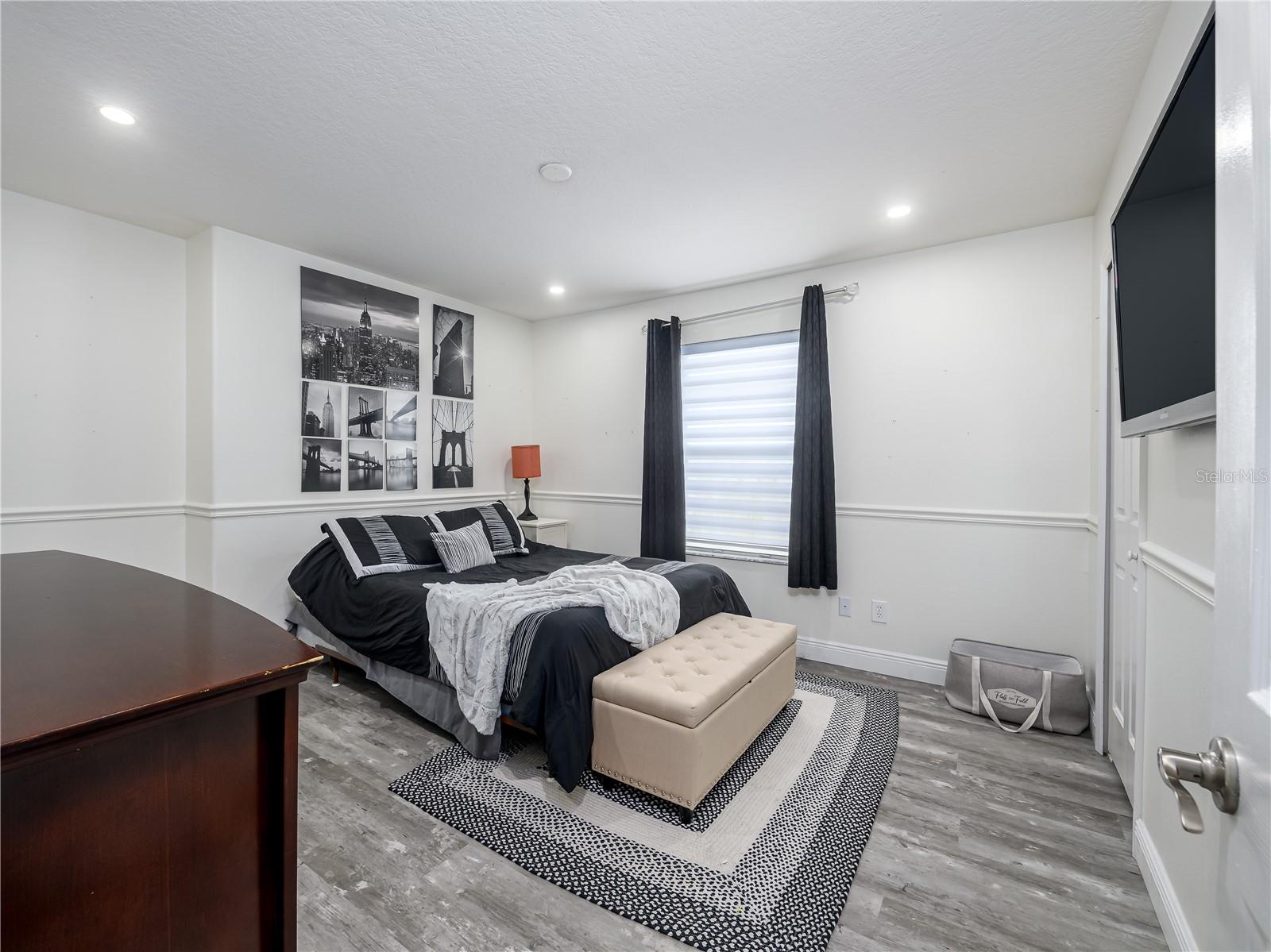 Image 31 of 50 For 4015 Duke Firth Street