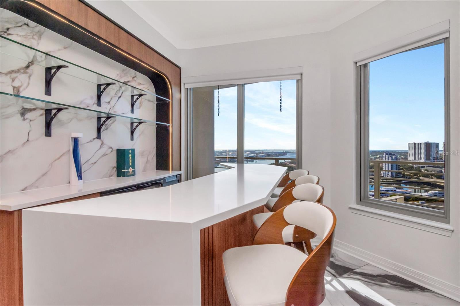 Image 13 of 80 For 1209 Cumberland Avenue 1701