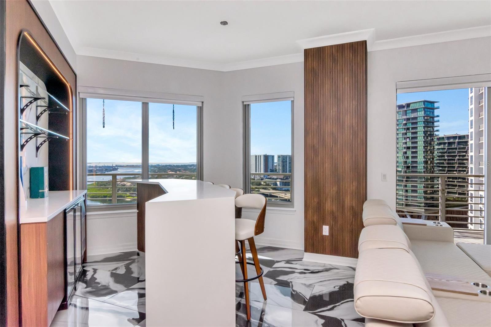 Image 14 of 80 For 1209 Cumberland Avenue 1701