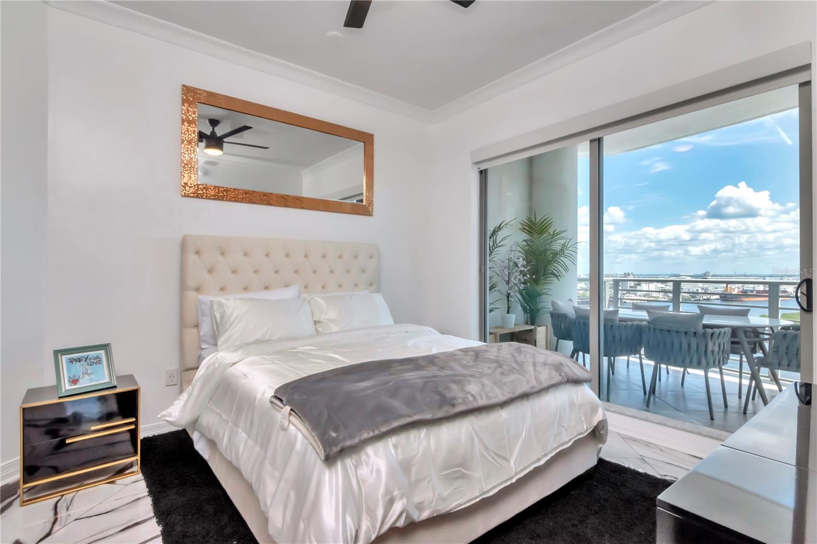 Image 38 of 80 For 1209 Cumberland Avenue 1701