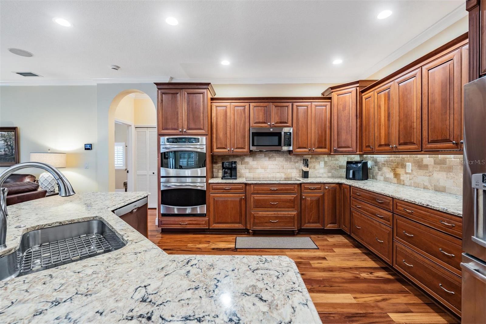 Image 11 of 50 For 1558 Lake Woodlands Parkway