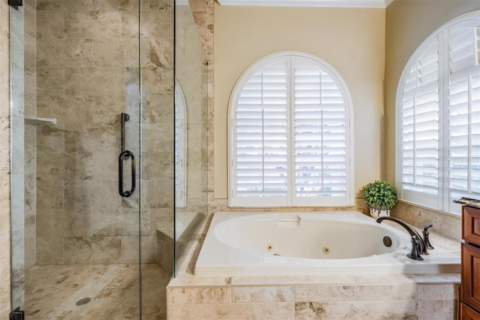 Image 22 of 50 For 1558 Lake Woodlands Parkway