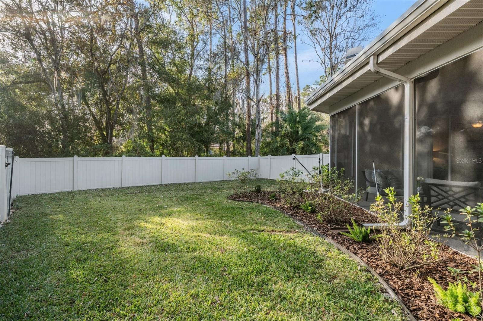 Image 33 of 50 For 1558 Lake Woodlands Parkway