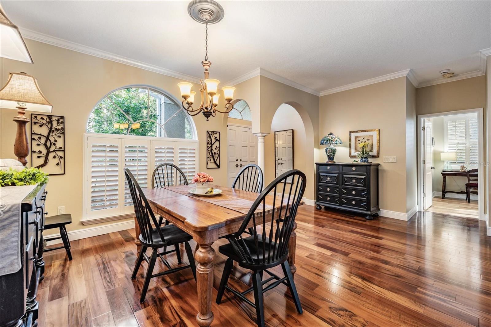 Image 5 of 50 For 1558 Lake Woodlands Parkway