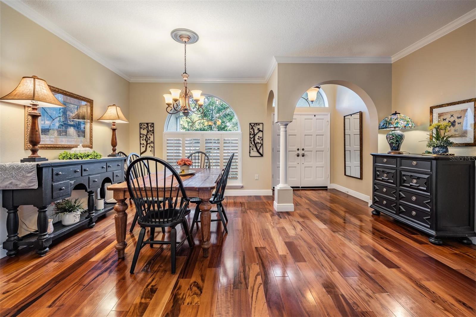 Image 6 of 50 For 1558 Lake Woodlands Parkway