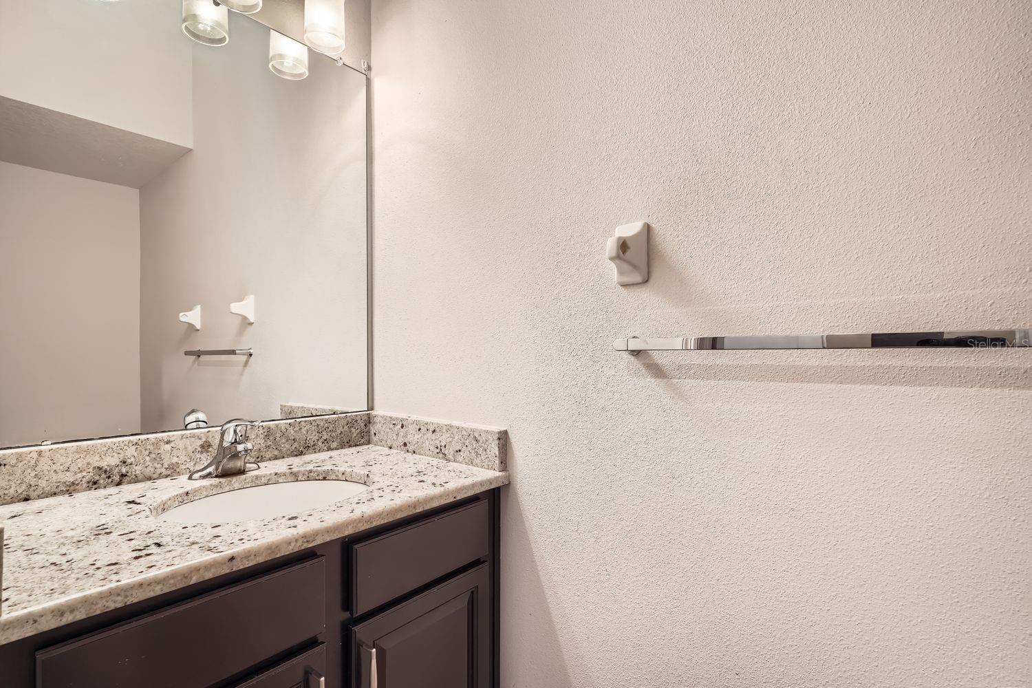 Image 21 of 43 For 7001 Interbay Boulevard 101