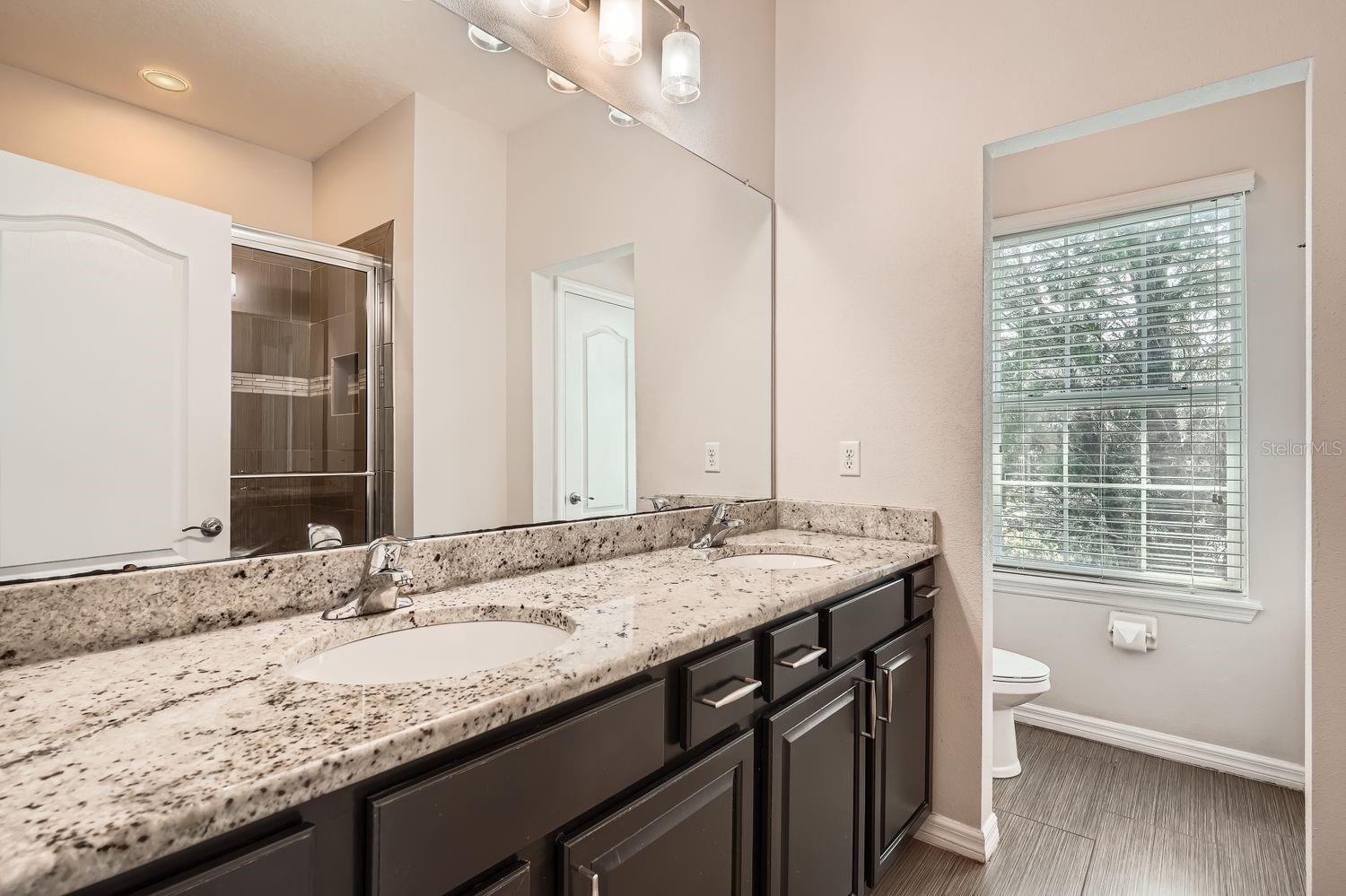 Image 24 of 43 For 7001 Interbay Boulevard 101