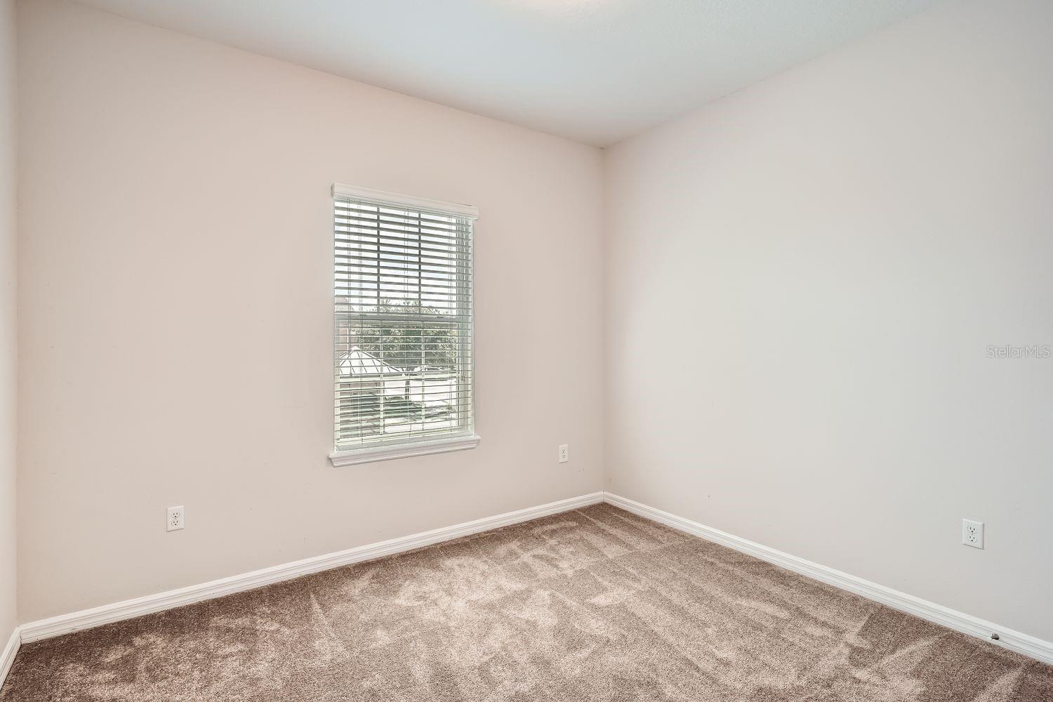 Image 26 of 43 For 7001 Interbay Boulevard 101