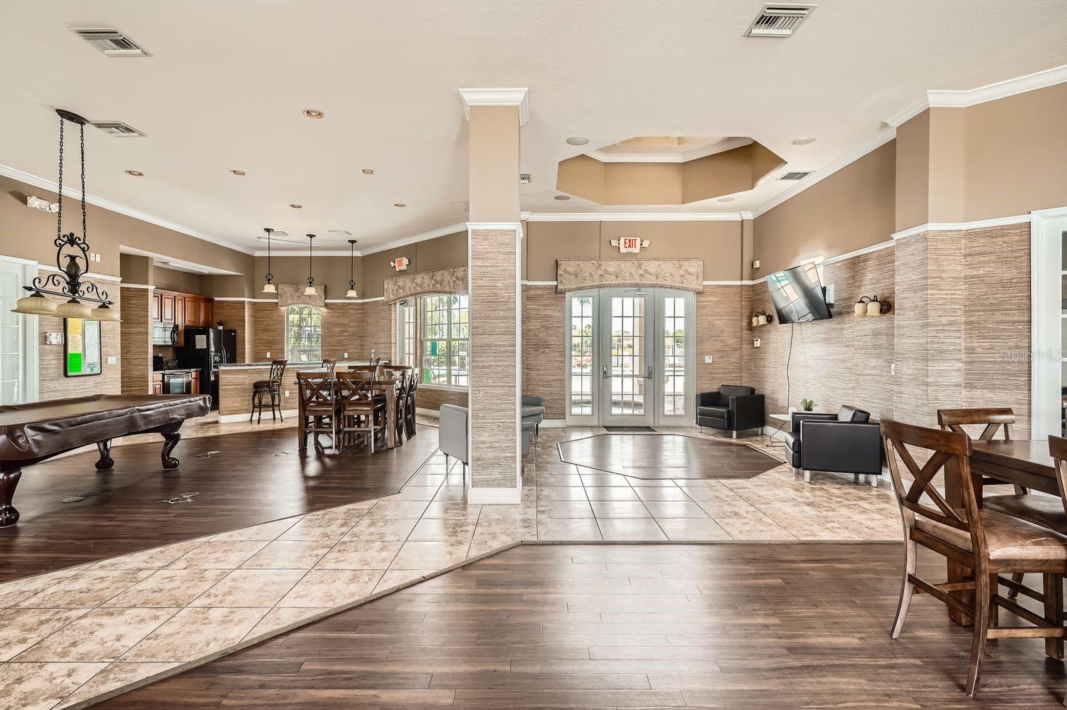 Image 40 of 43 For 7001 Interbay Boulevard 101