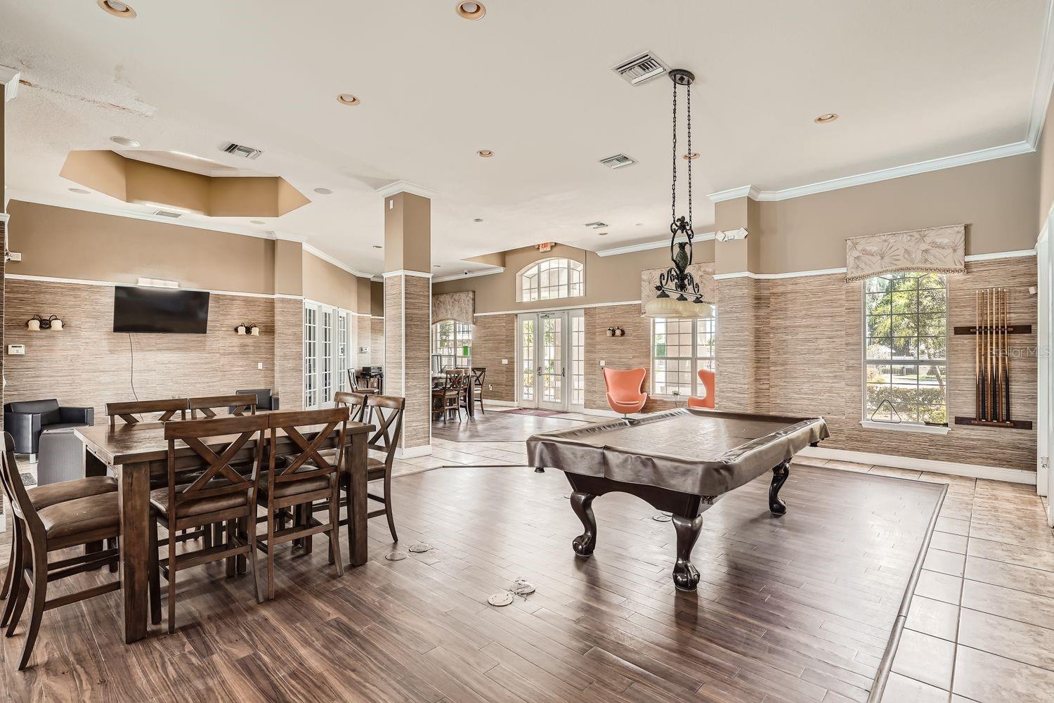 Image 42 of 43 For 7001 Interbay Boulevard 101