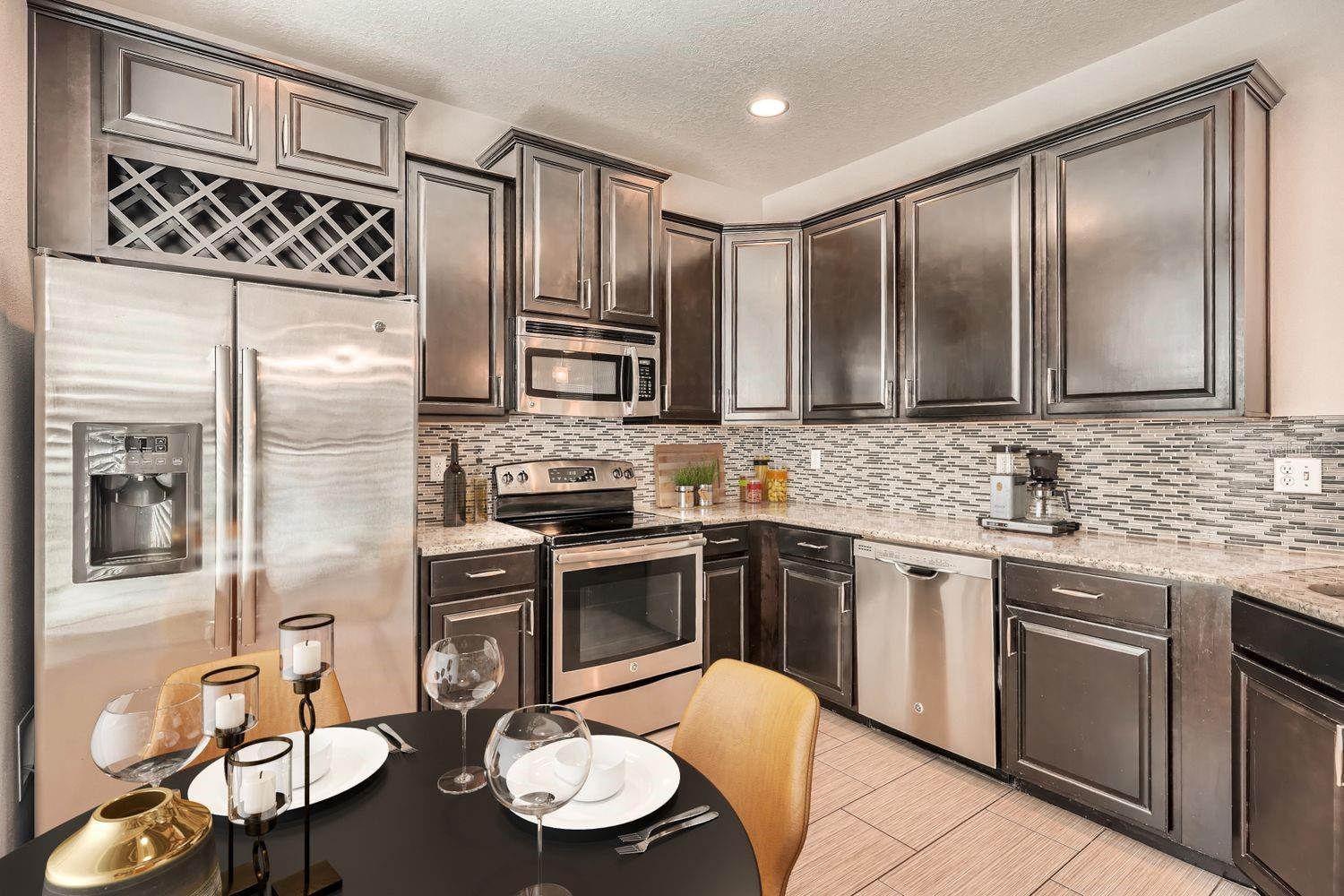 Image 5 of 43 For 7001 Interbay Boulevard 101