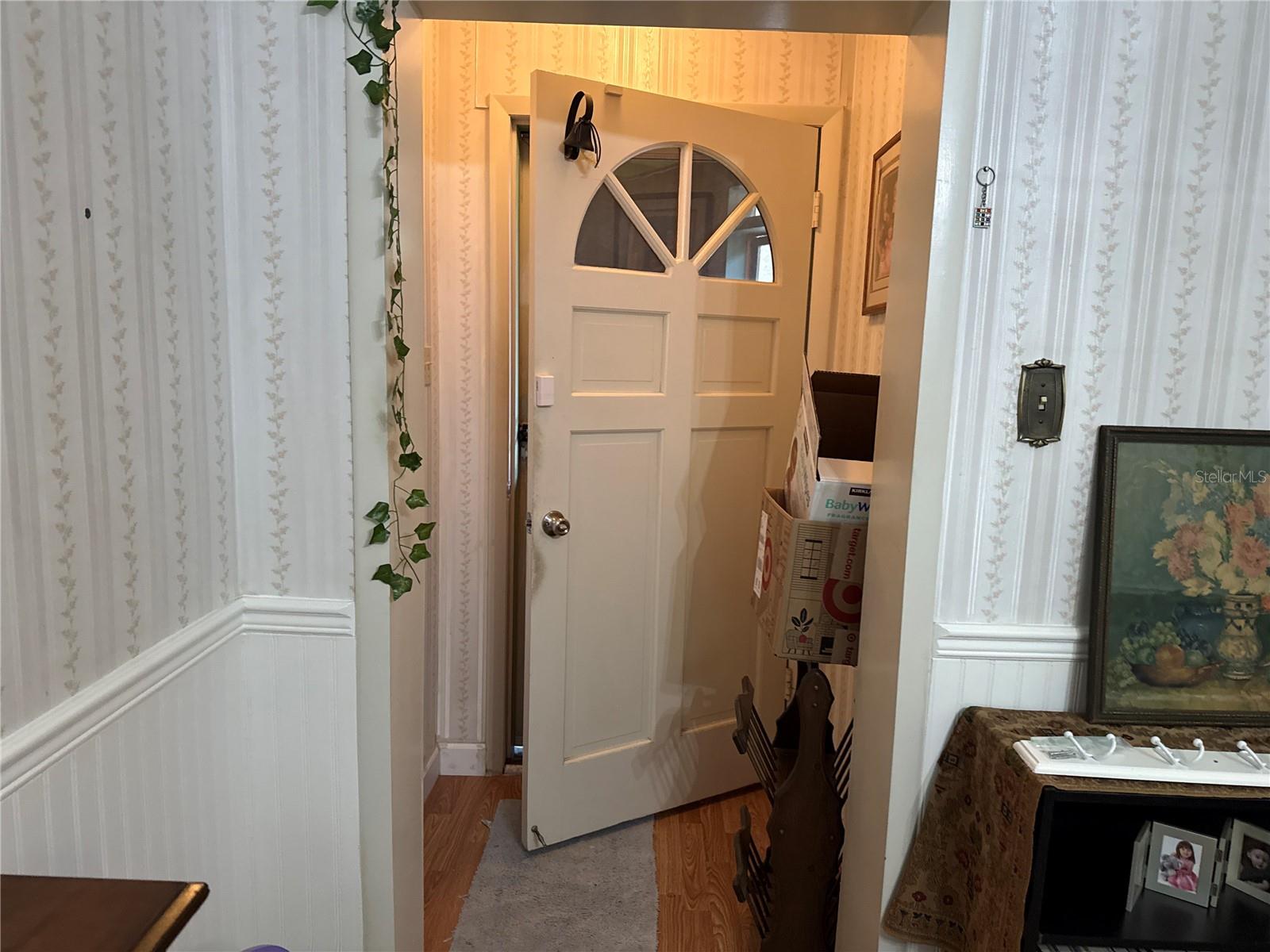 Image 13 of 36 For 5770 Chipola Circle