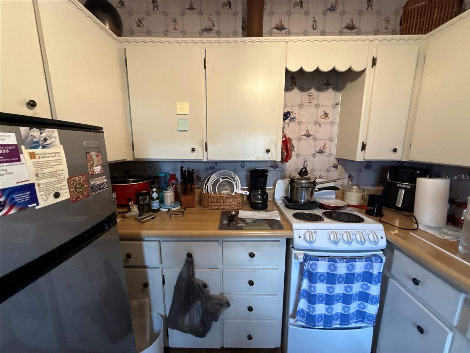 Image 16 of 36 For 5770 Chipola Circle