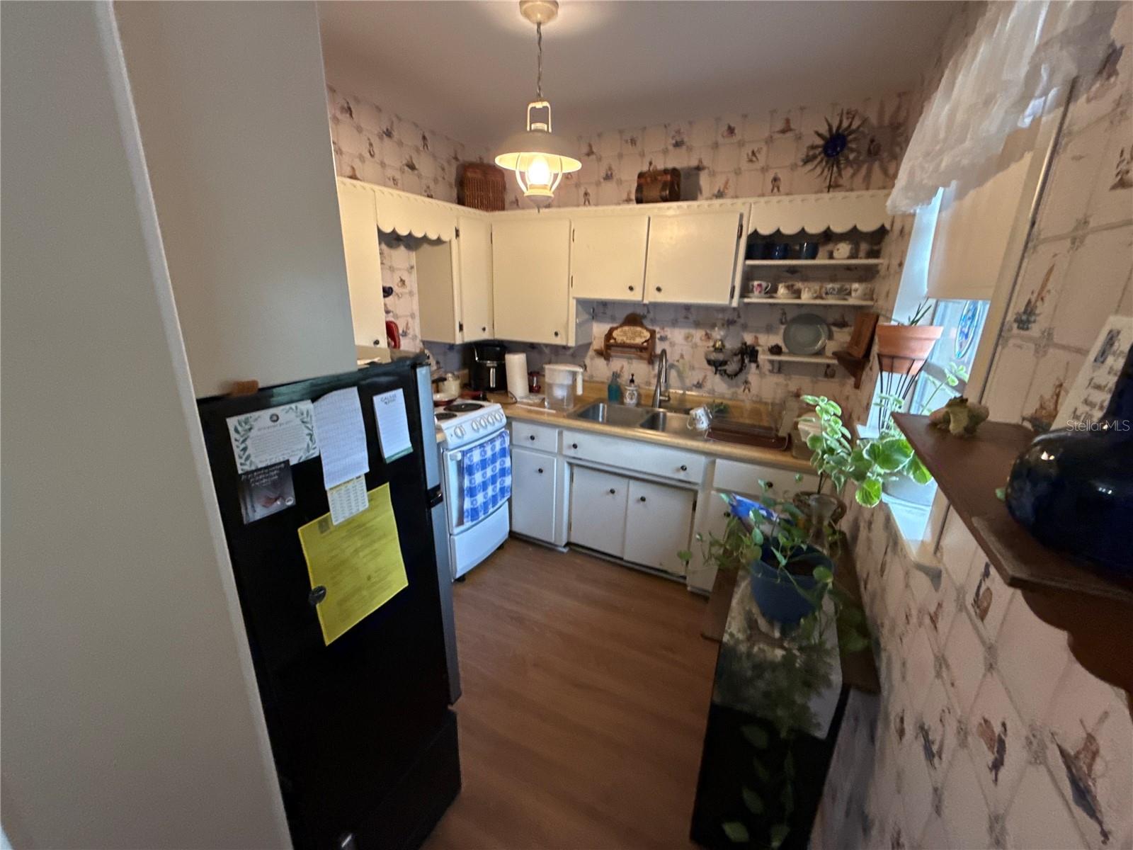 Image 18 of 36 For 5770 Chipola Circle