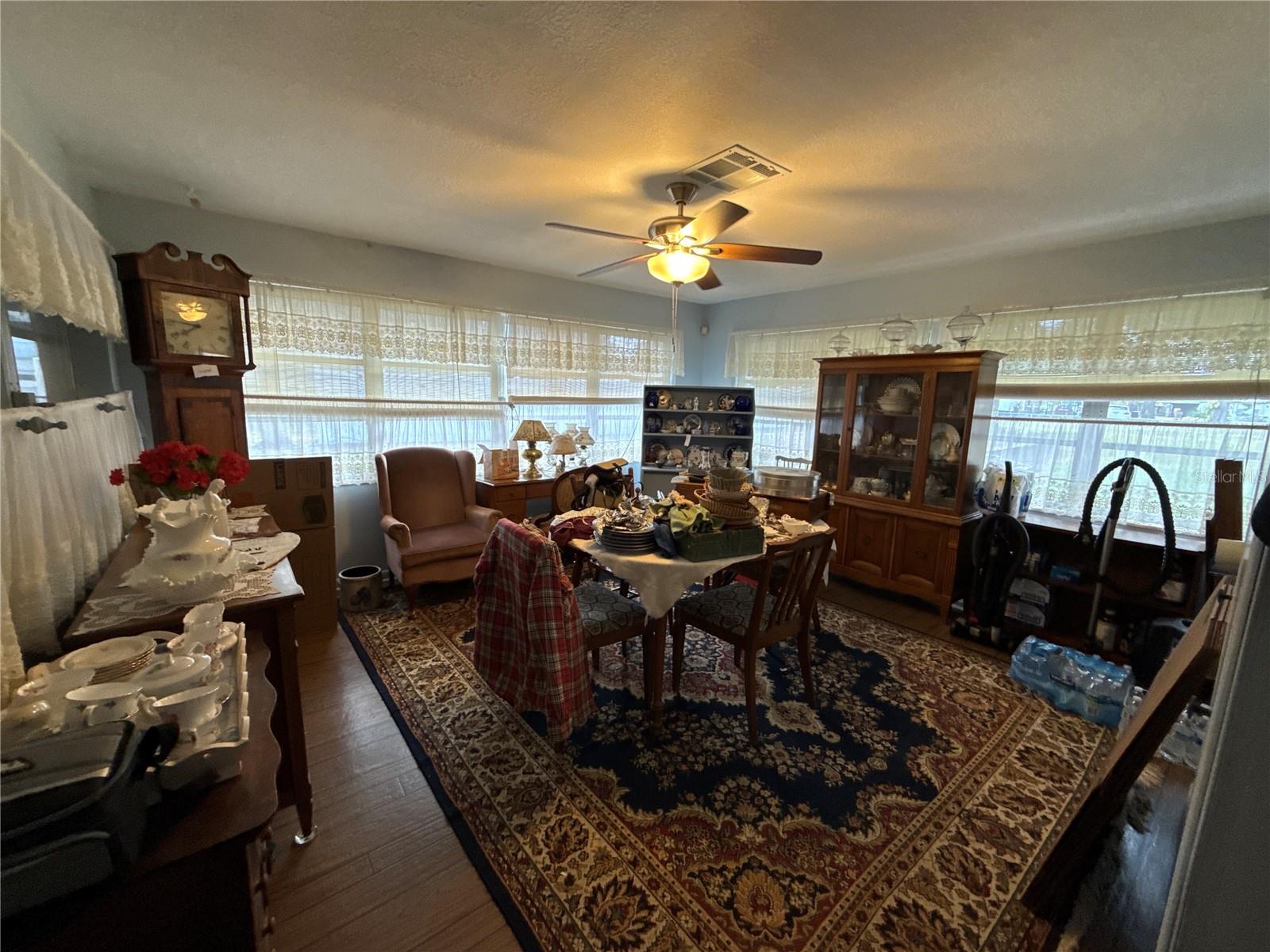 Image 2 of 36 For 5770 Chipola Circle