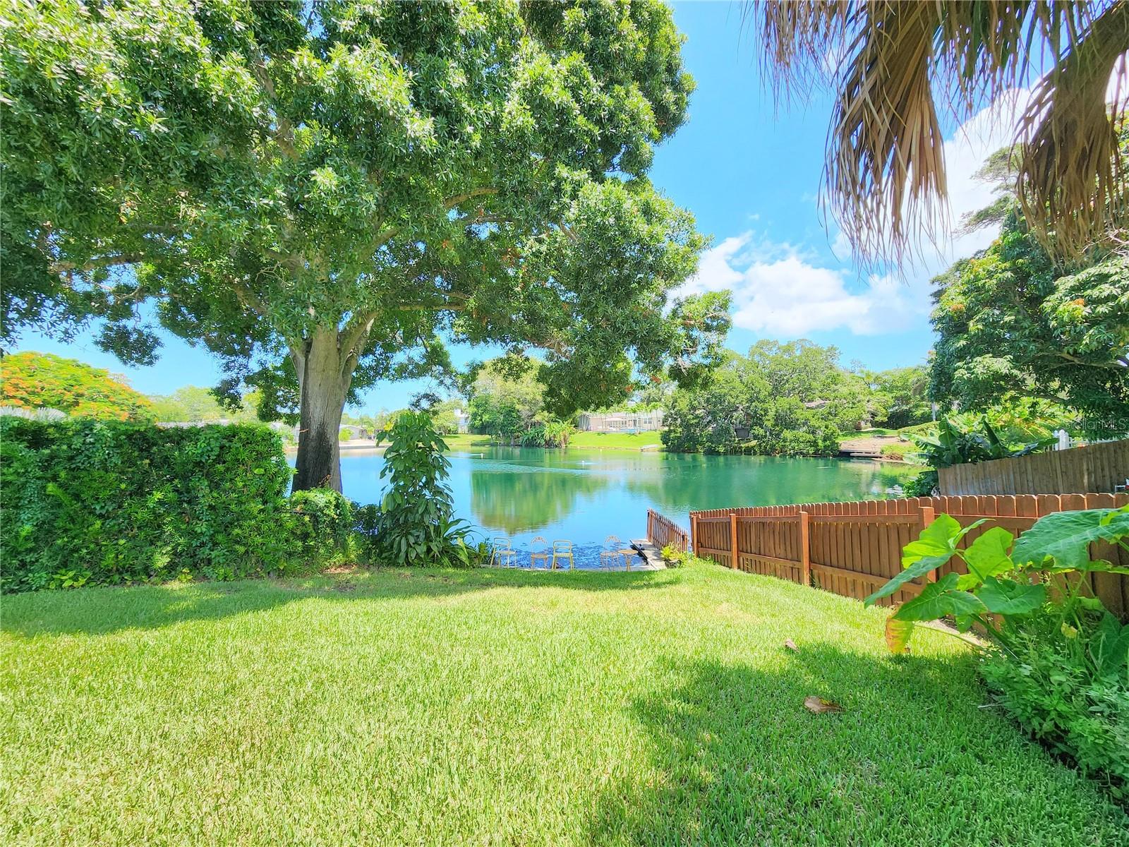 Image 17 of 21 For 11645 Oxford Street