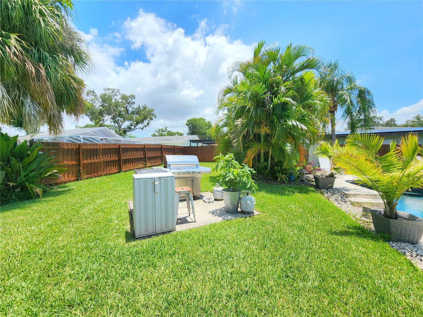 Image 19 of 21 For 11645 Oxford Street