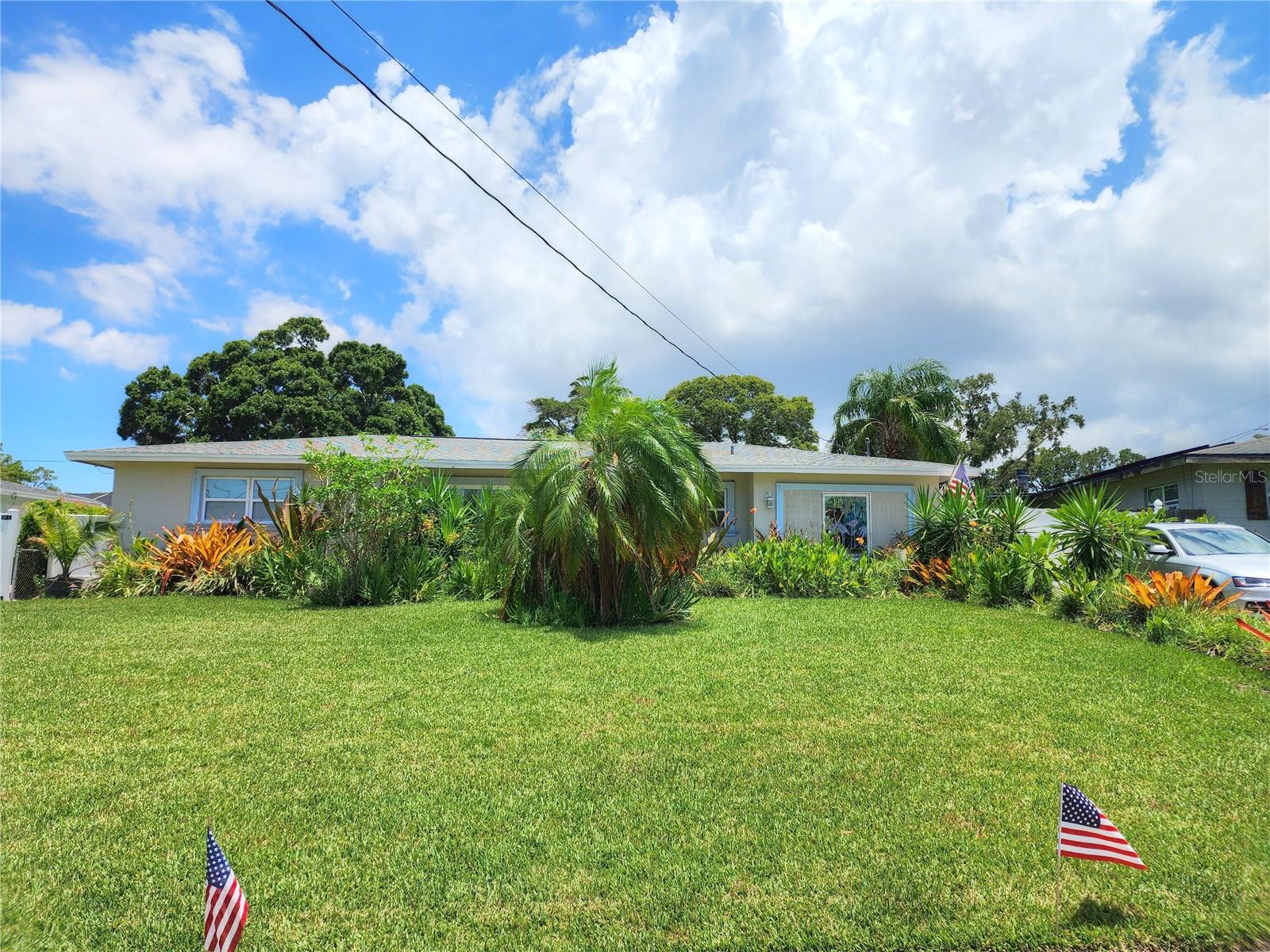 Image 2 of 21 For 11645 Oxford Street