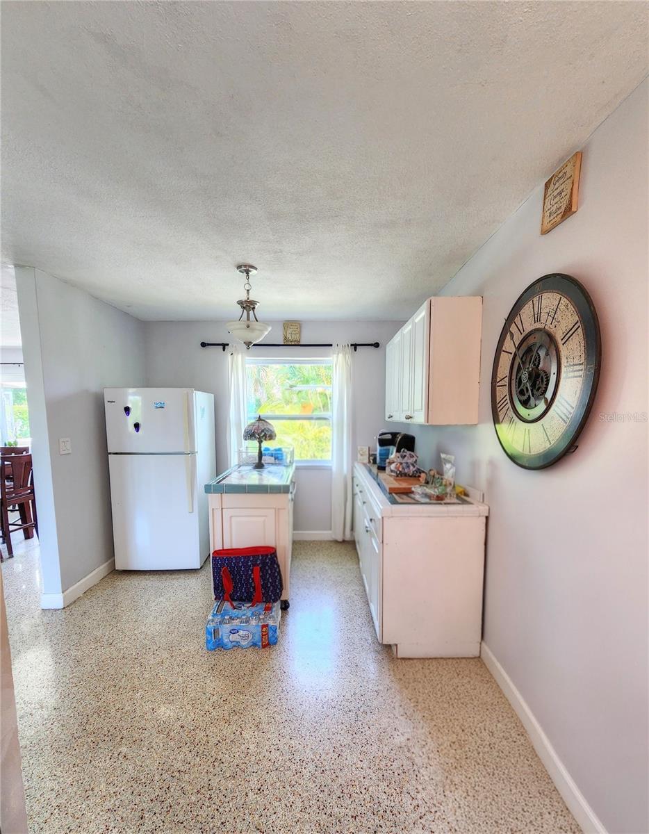 Image 7 of 21 For 11645 Oxford Street