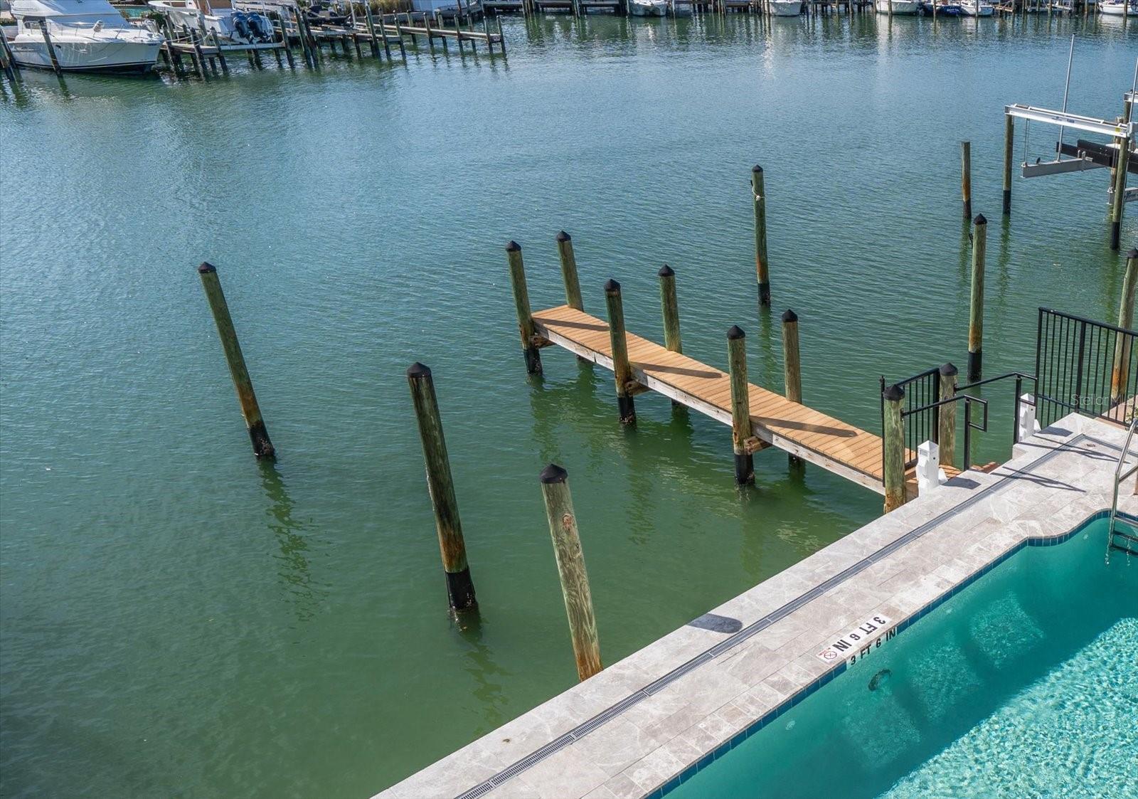 Image 8 of 16 For 211 Dolphin Point 4