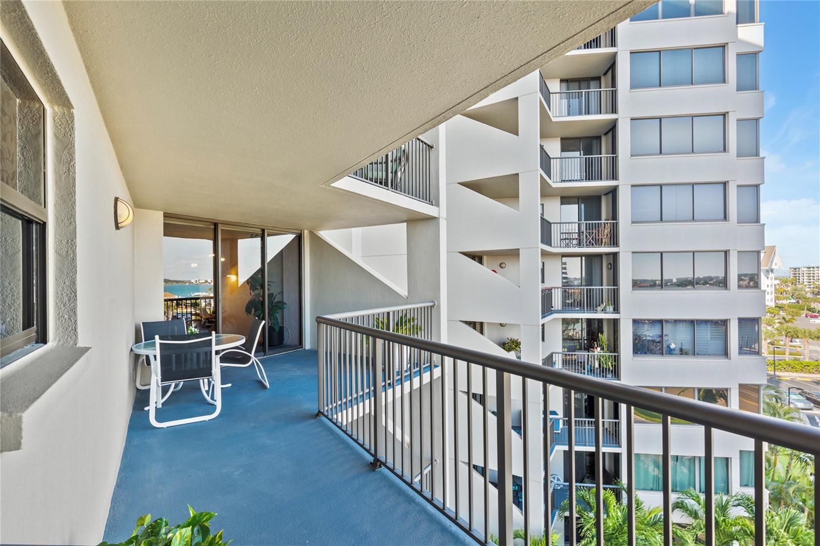 Listing photo id 15 for 1600 Gulf Boulevard 617