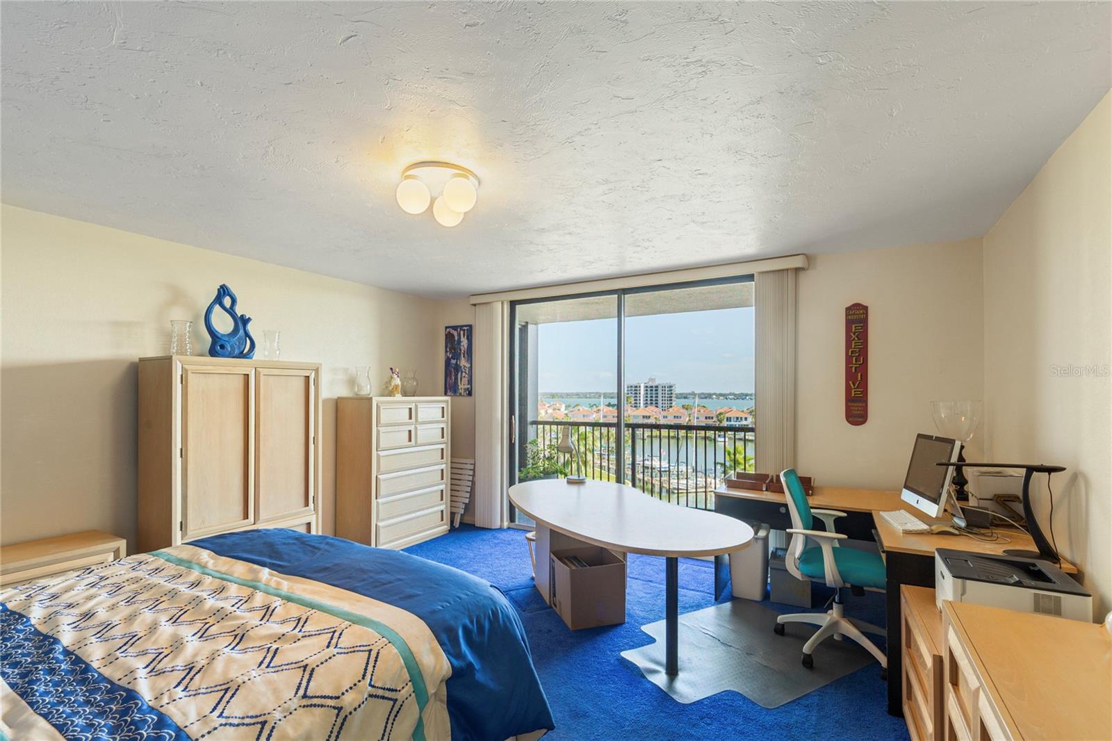 Listing photo id 24 for 1600 Gulf Boulevard 617