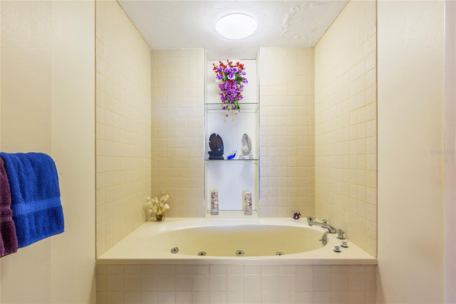 Listing photo id 26 for 1600 Gulf Boulevard 617