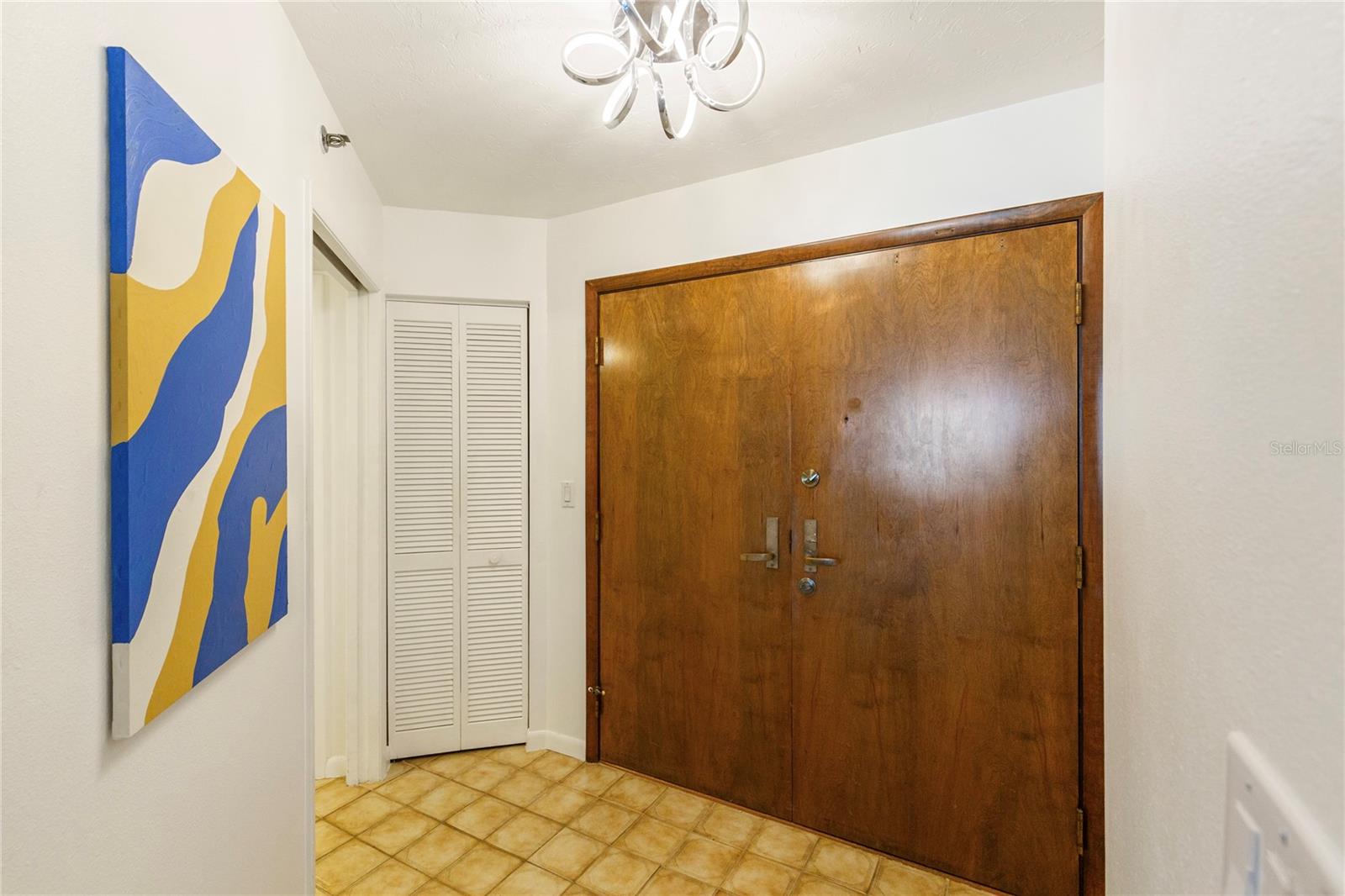 Listing photo id 38 for 1600 Gulf Boulevard 617