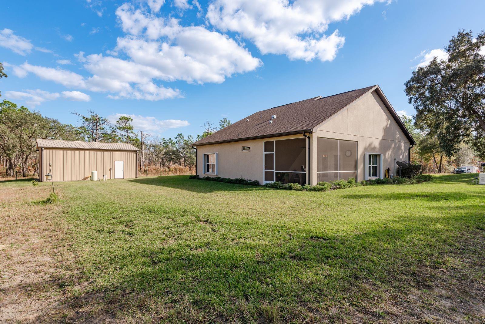 Image 28 of 43 For 12097 Thames Avenue