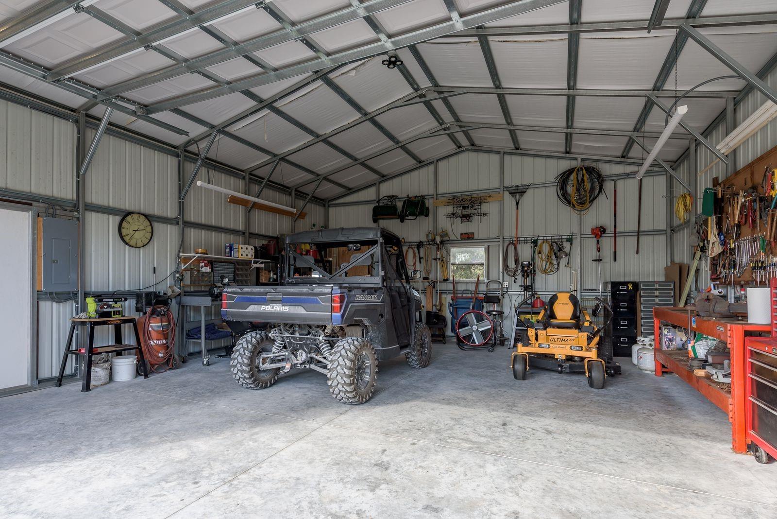 Image 32 of 43 For 12097 Thames Avenue