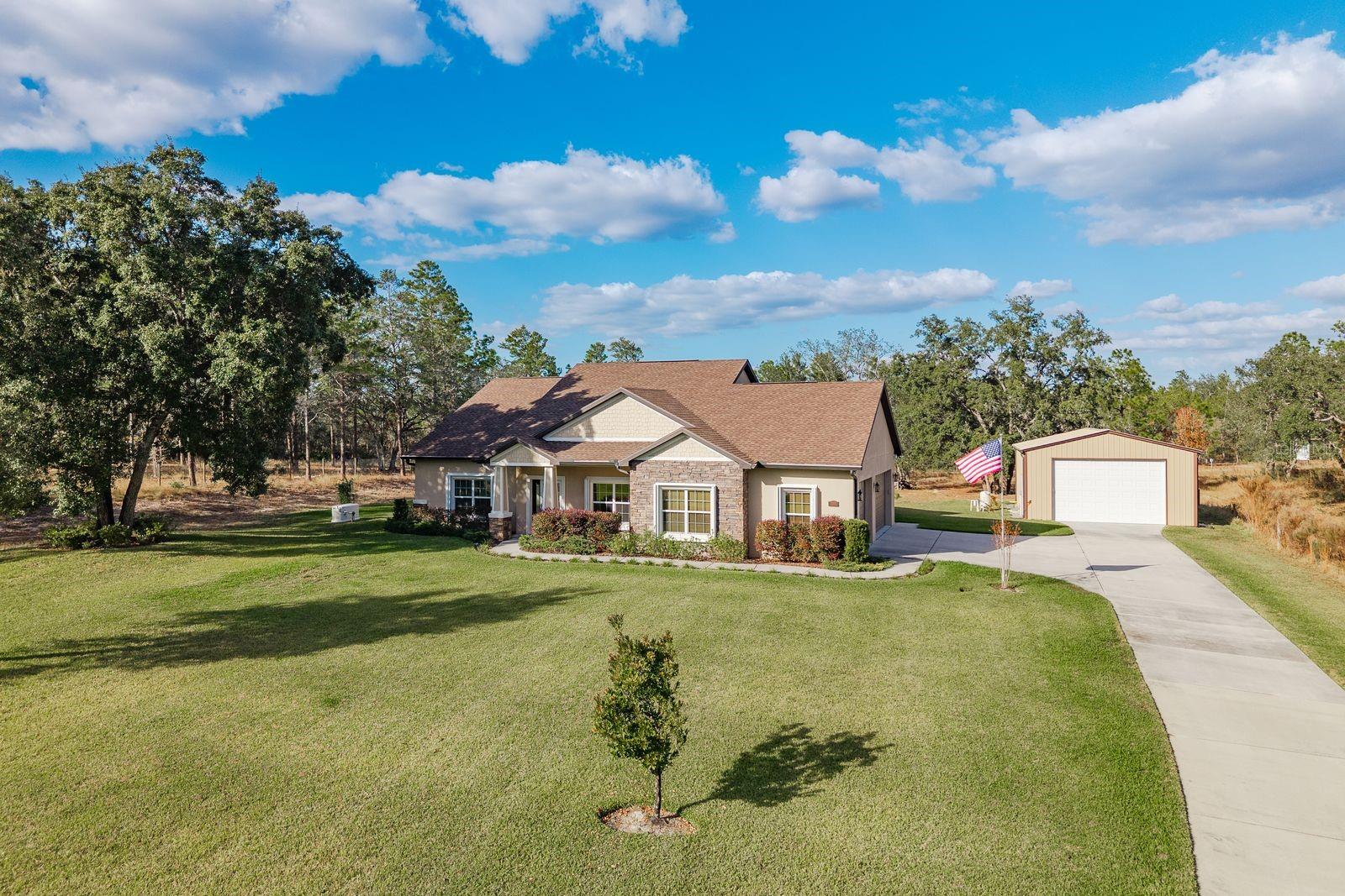 Image 33 of 43 For 12097 Thames Avenue