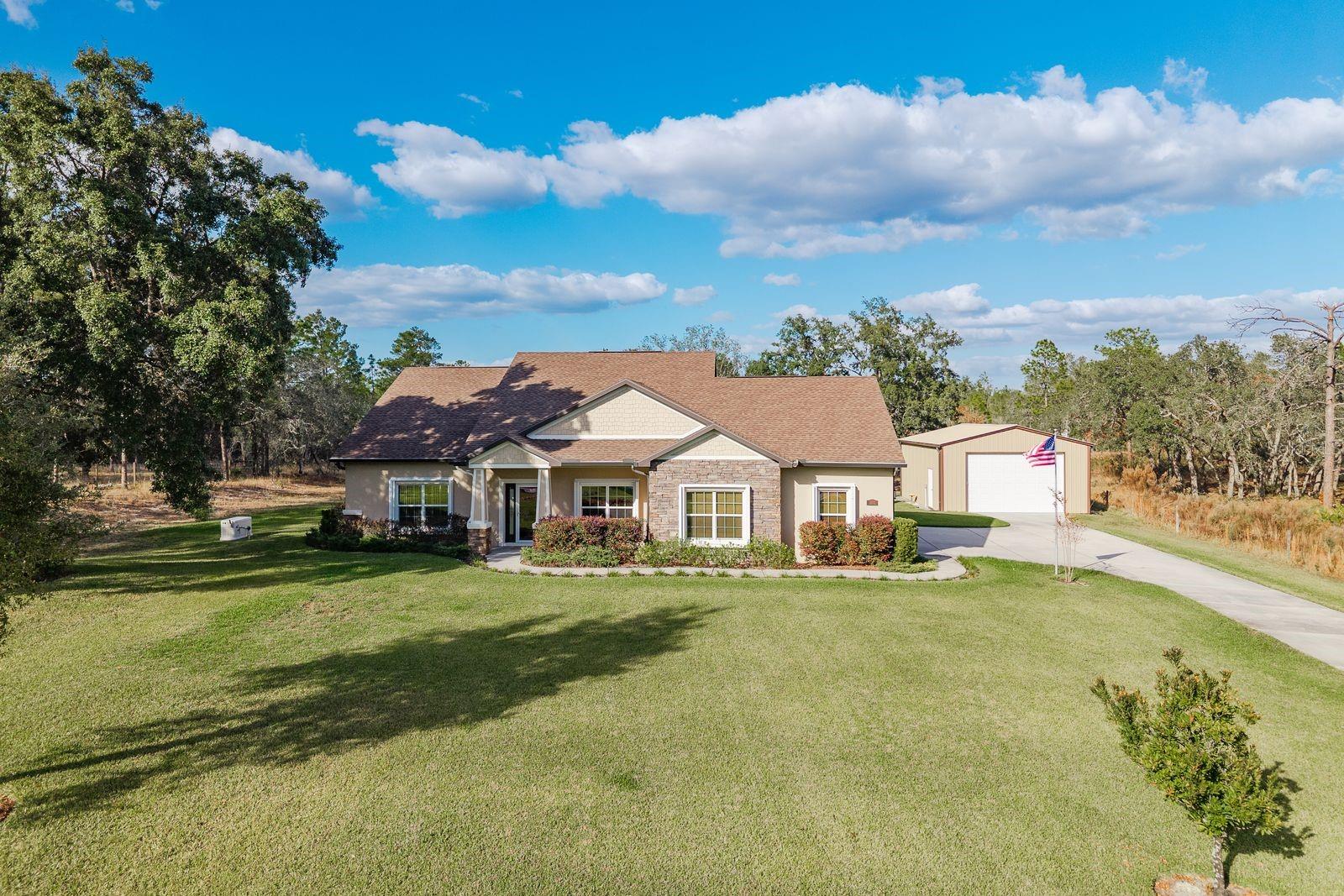 Image 34 of 43 For 12097 Thames Avenue