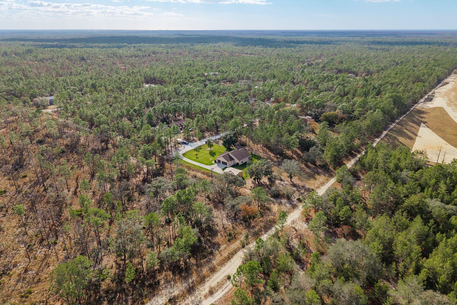 Image 39 of 43 For 12097 Thames Avenue