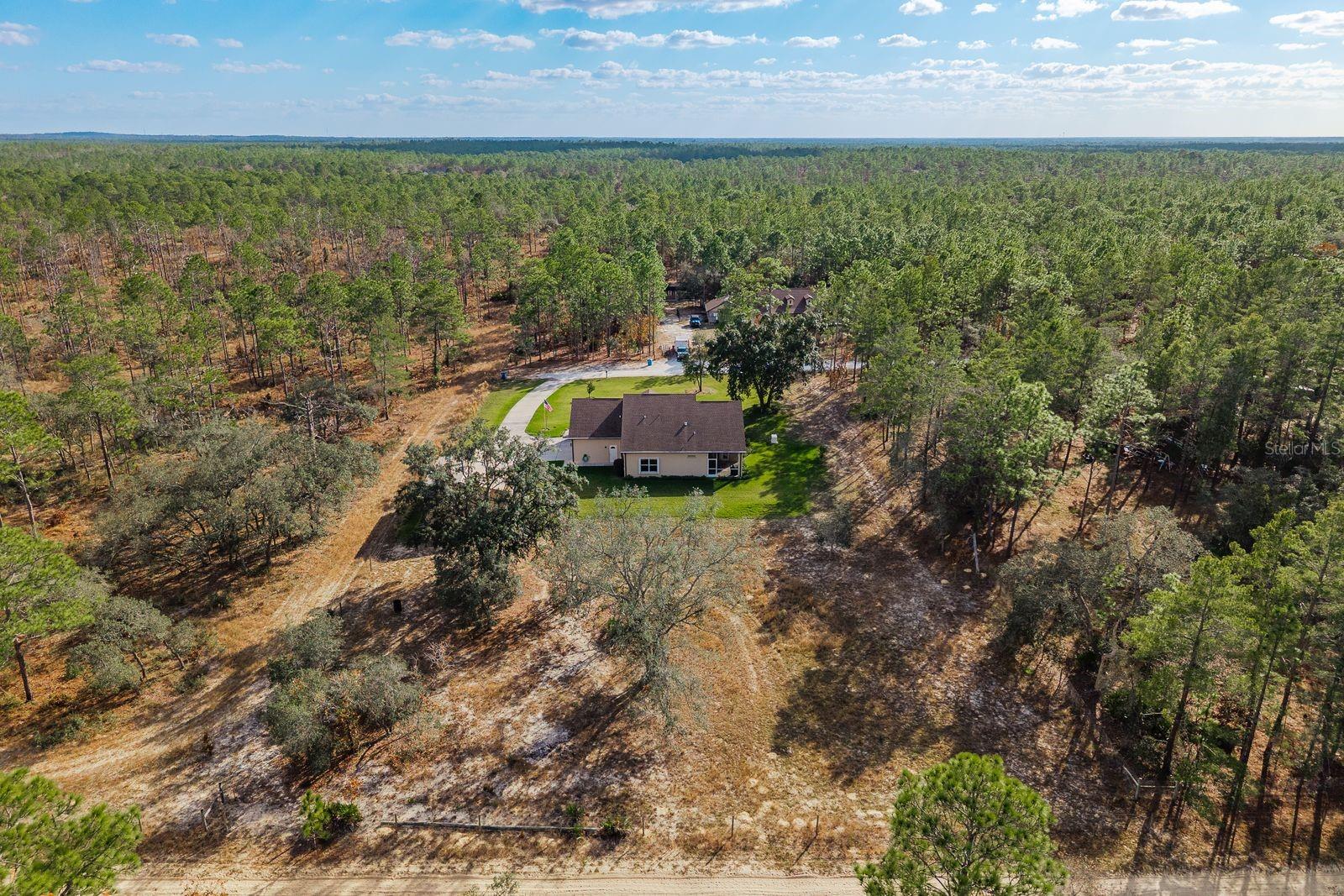 Image 41 of 43 For 12097 Thames Avenue