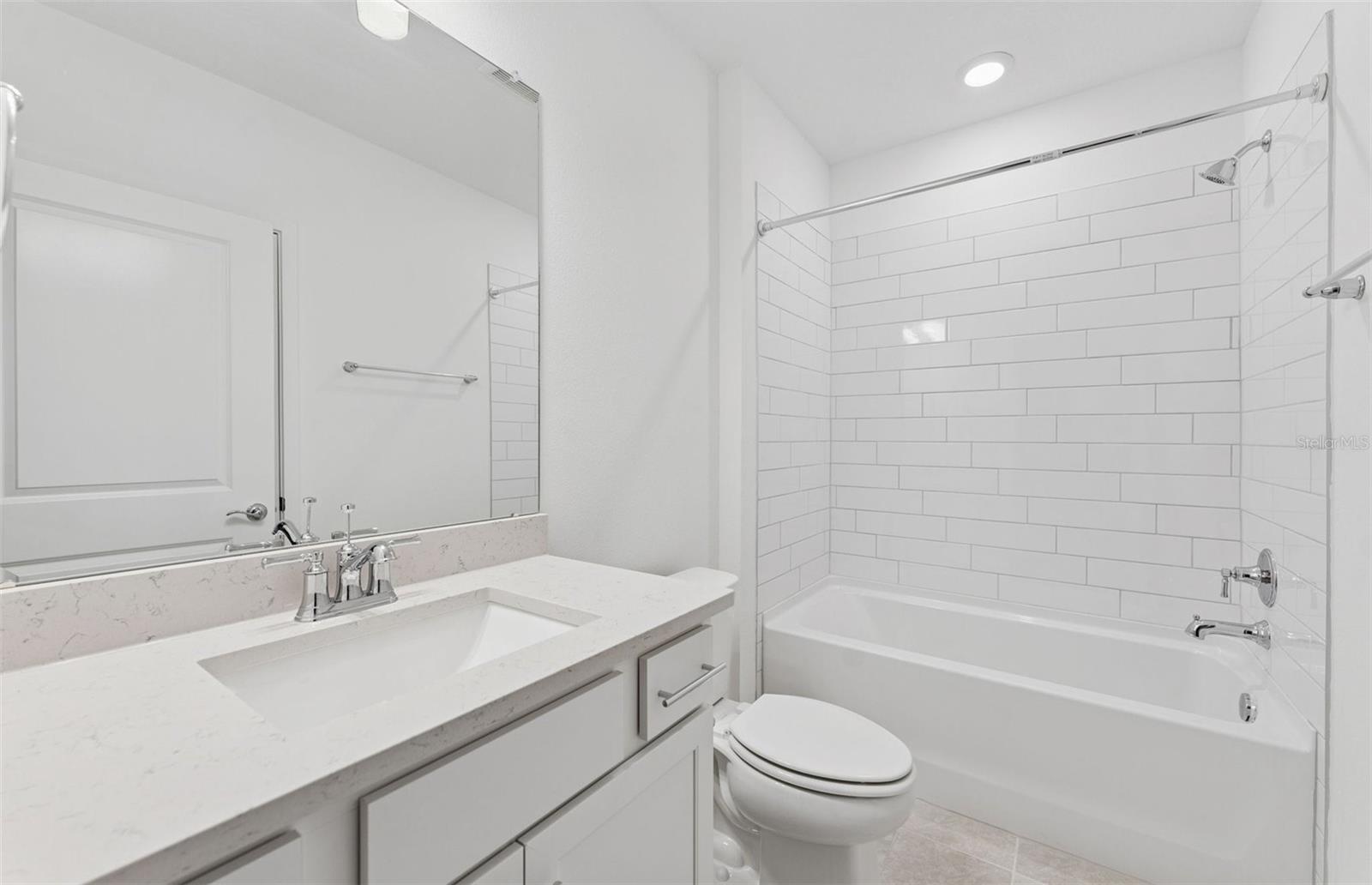 Image 9 of 26 For 36797 Kistna Drive