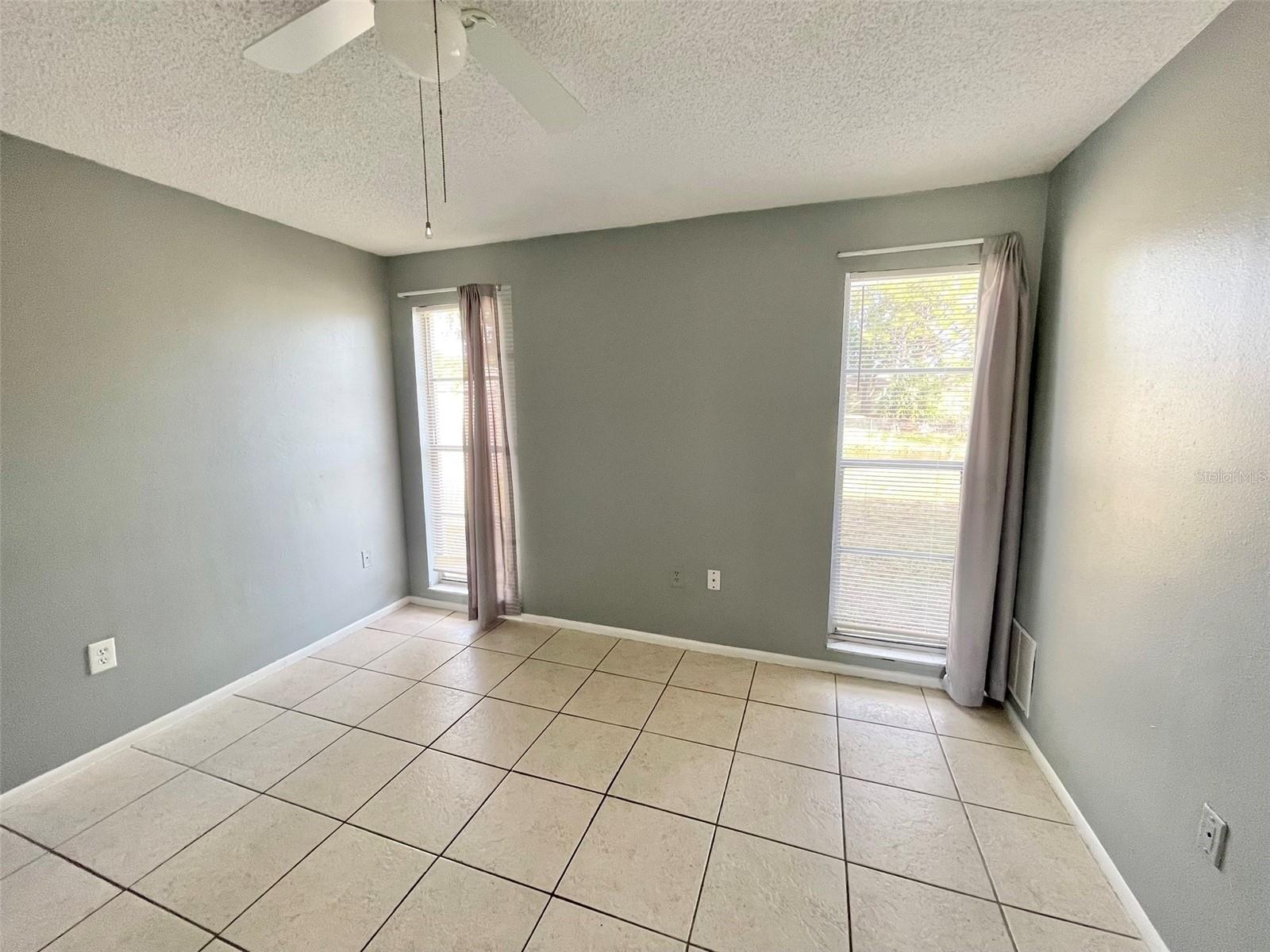 Image 25 of 37 For 3142 Ludlow Drive