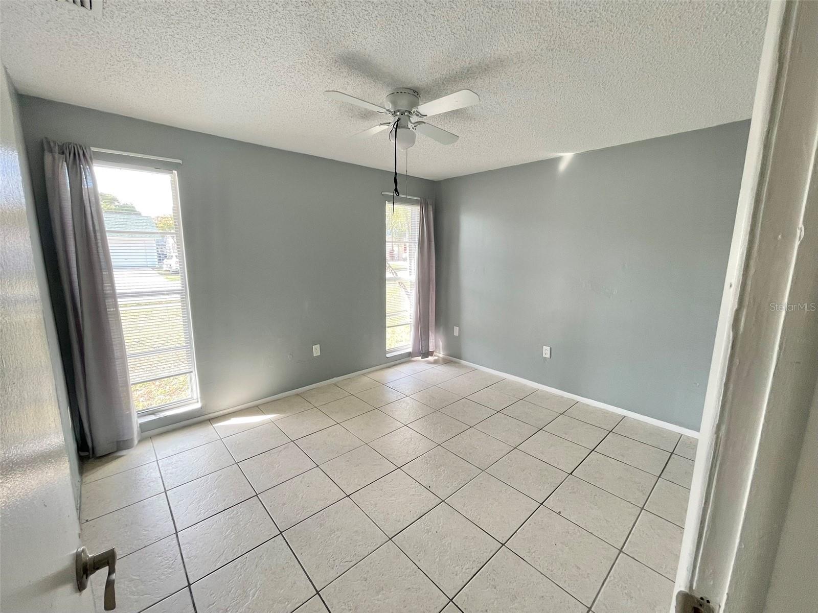 Image 30 of 37 For 3142 Ludlow Drive