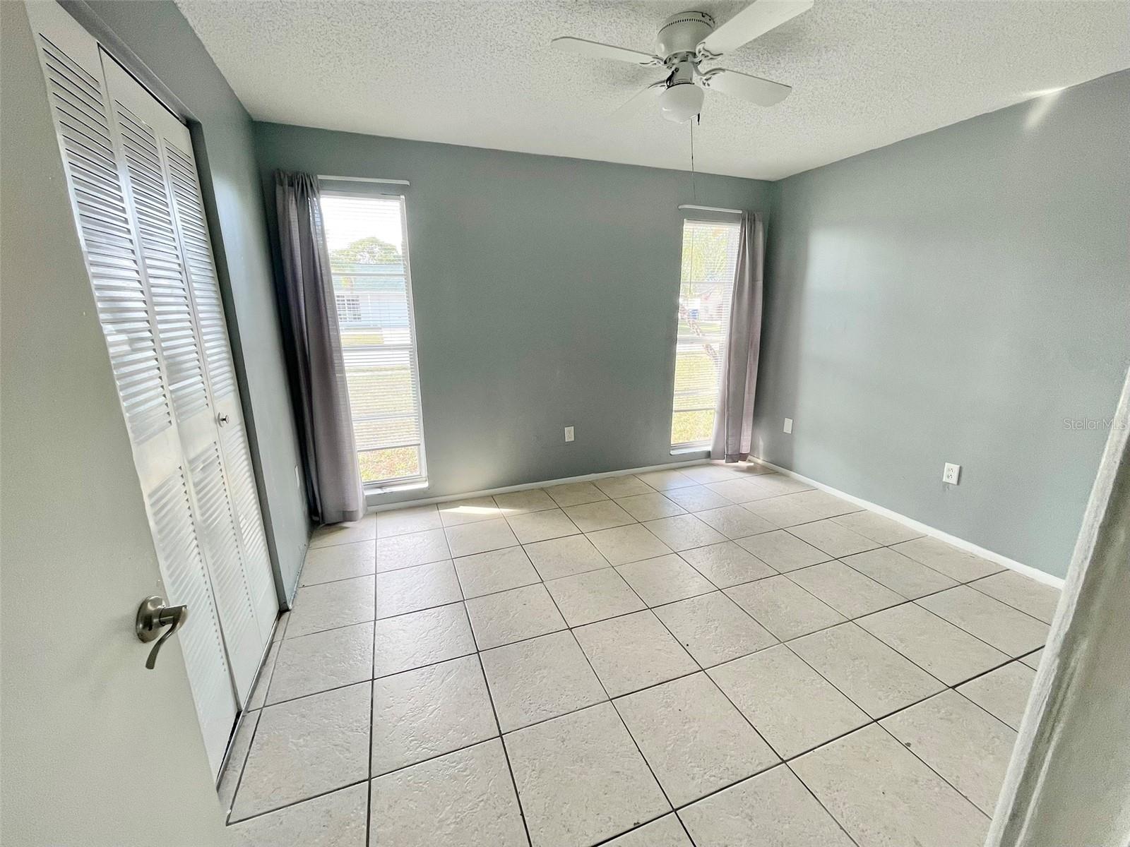 Image 33 of 37 For 3142 Ludlow Drive