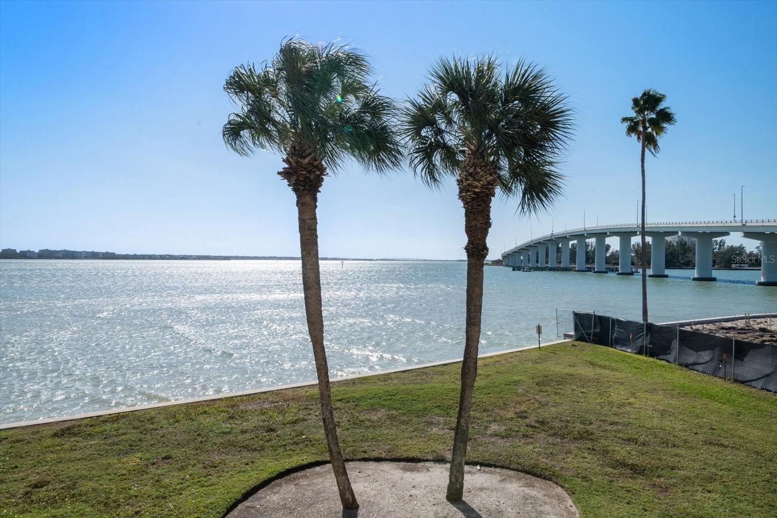 Image 9 of 33 For 825 Gulfview Boulevard 202