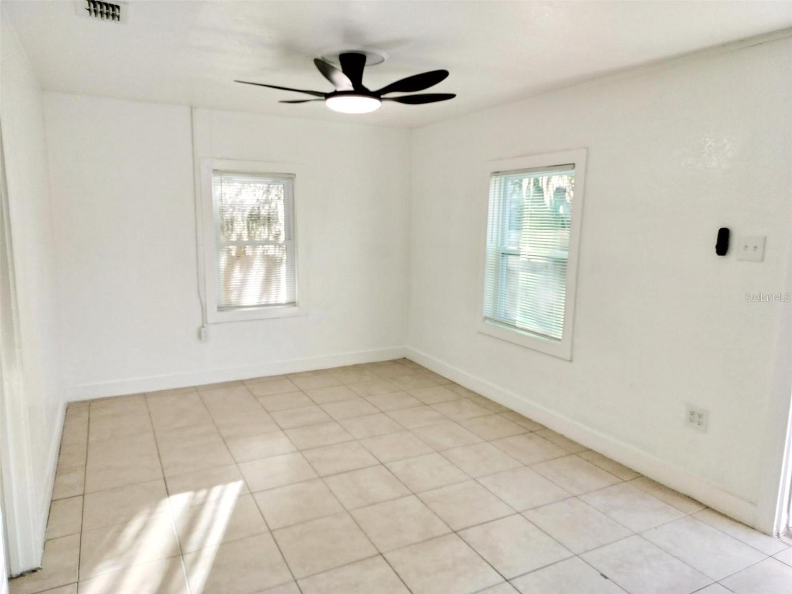 Image 4 of 15 For 2033 Wayman Street