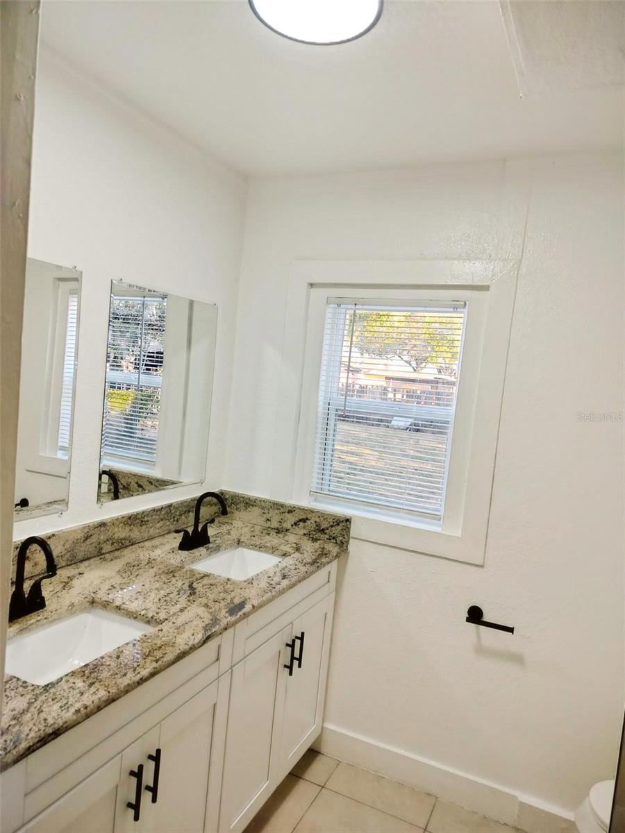 Image 9 of 15 For 2033 Wayman Street