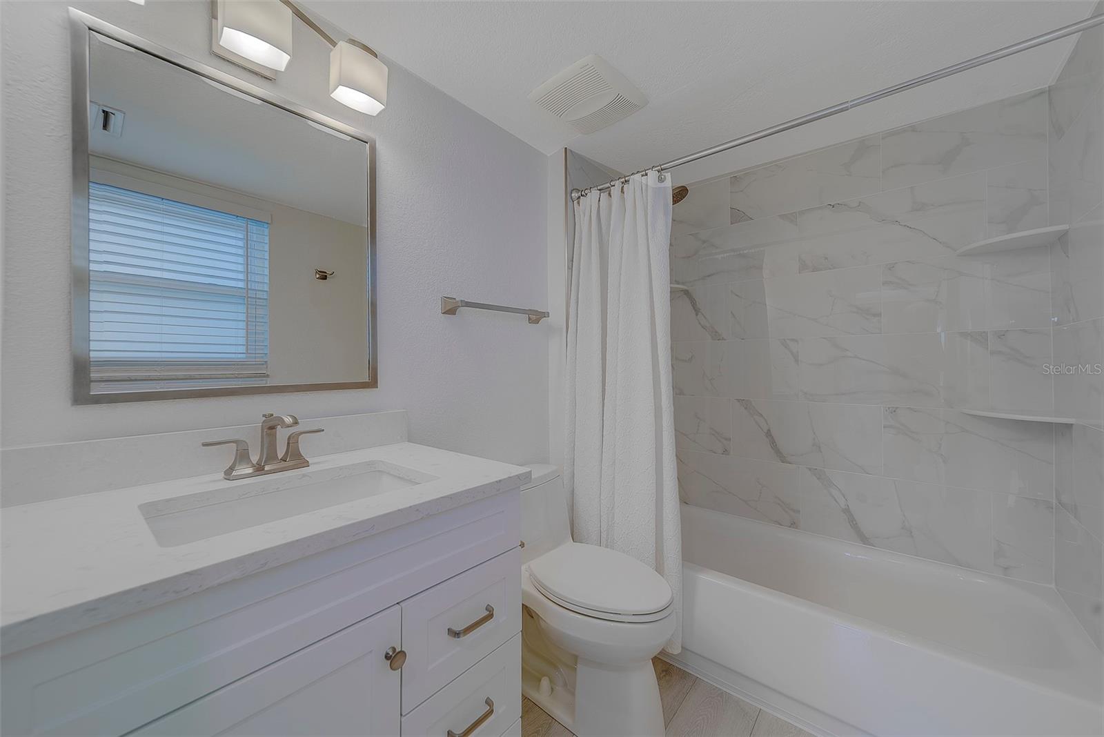 Image 39 of 49 For 205 Dolphin Point 1