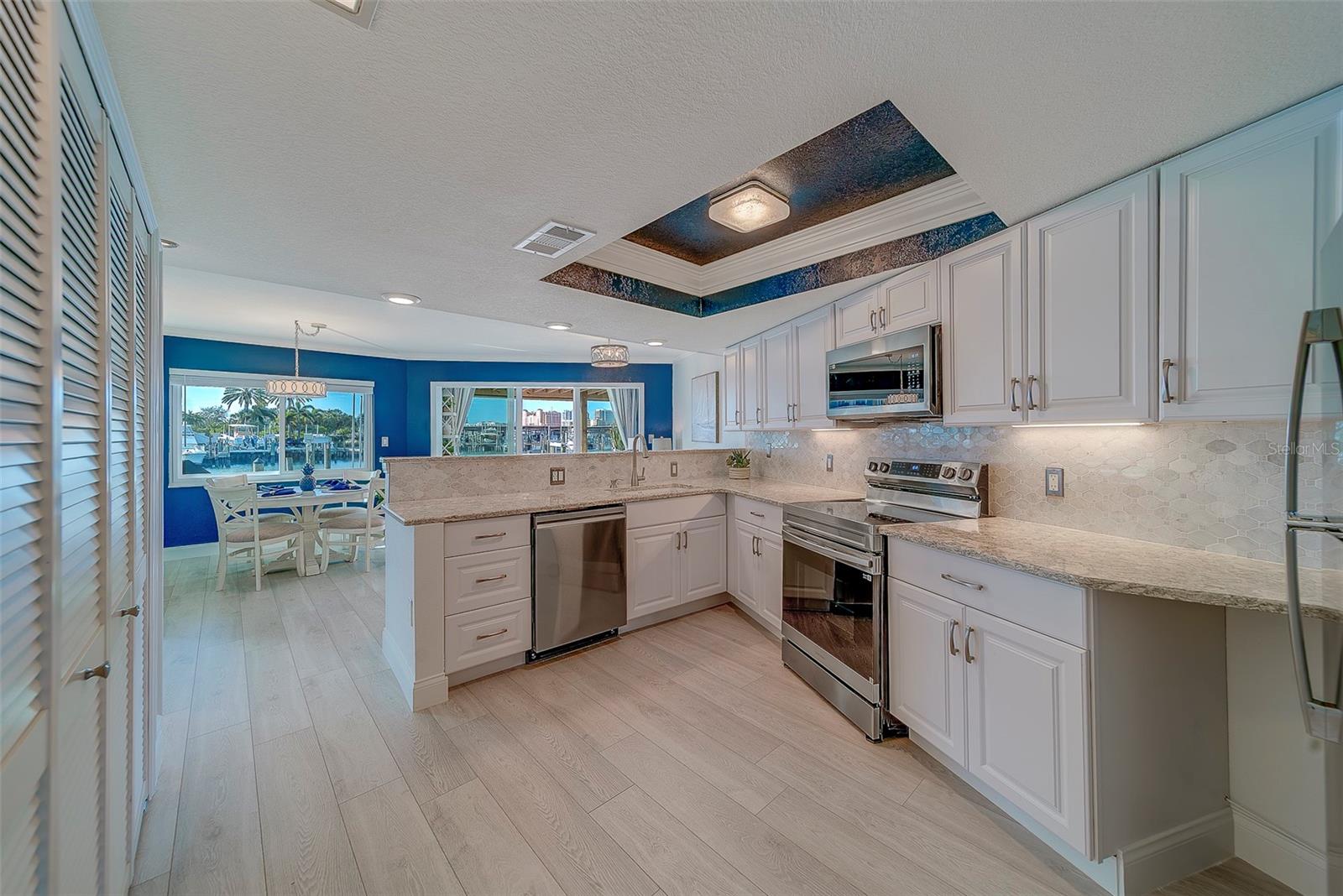 Image 8 of 49 For 205 Dolphin Point 1