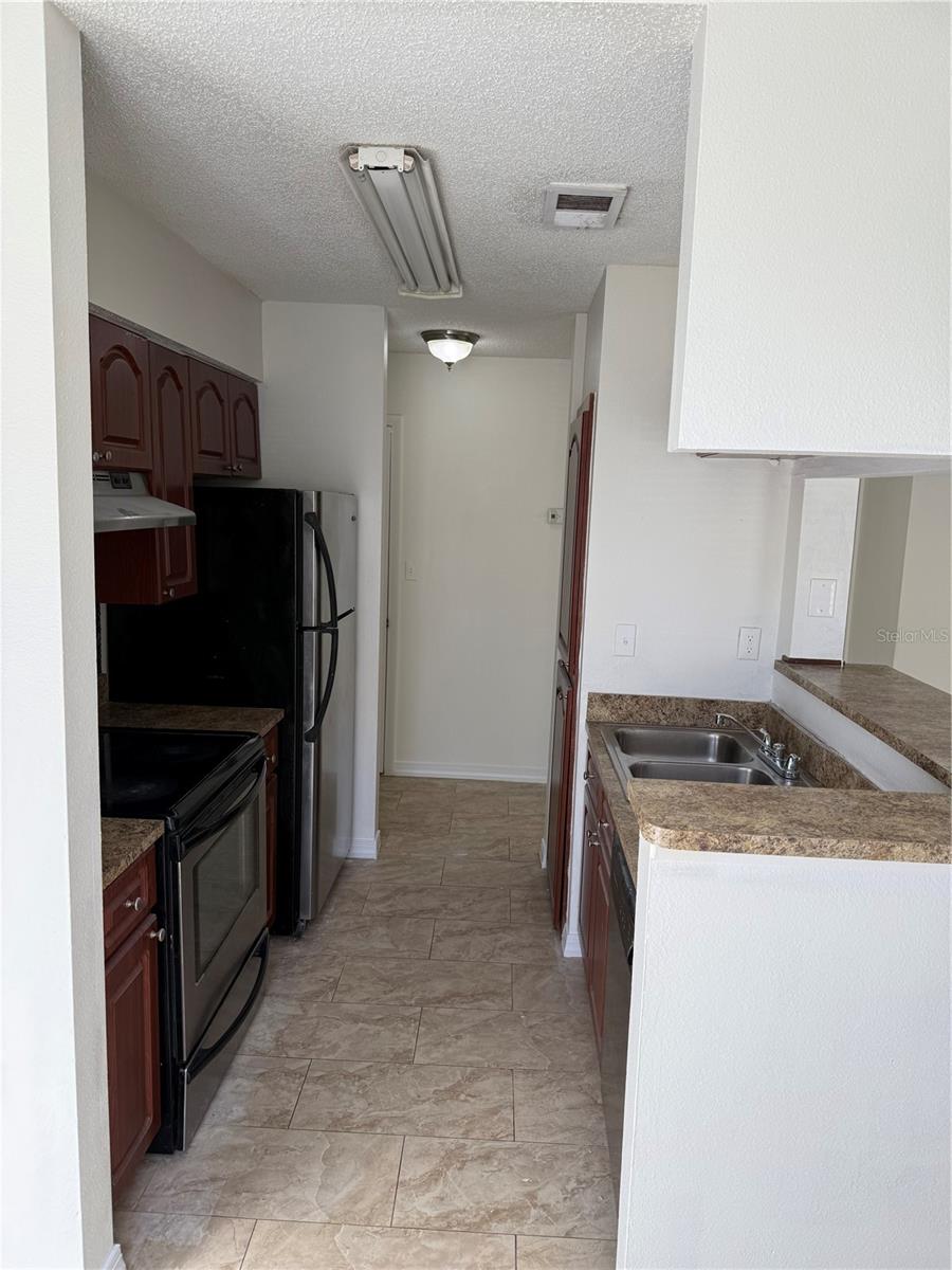 Image 9 of 15 For 8641 Fancy Finch Drive 201