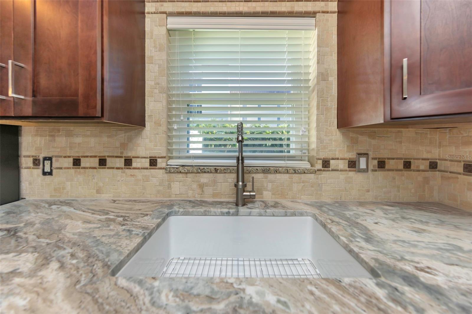 Image 20 of 90 For 3887 50th Avenue S