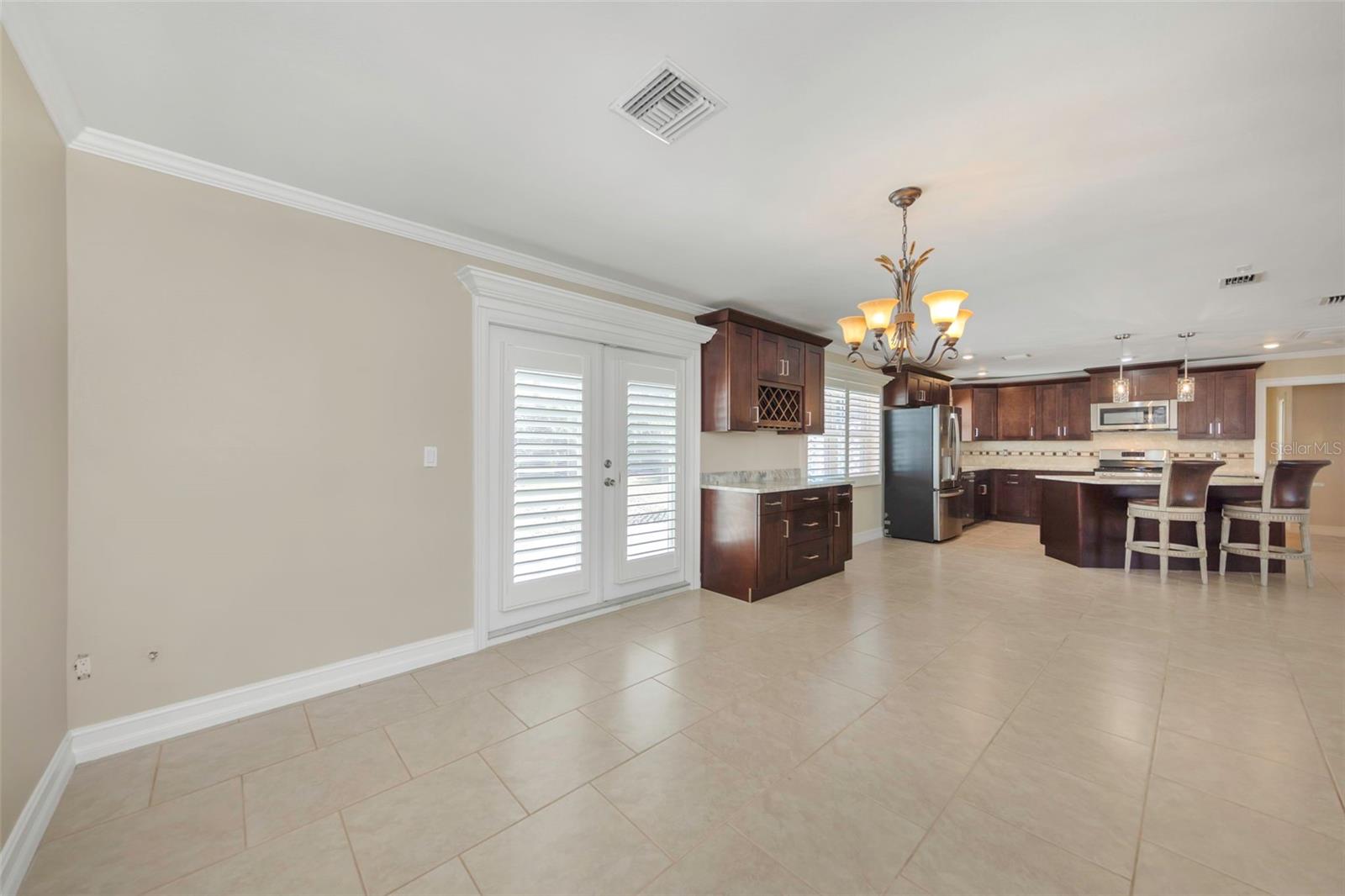 Image 23 of 90 For 3887 50th Avenue S